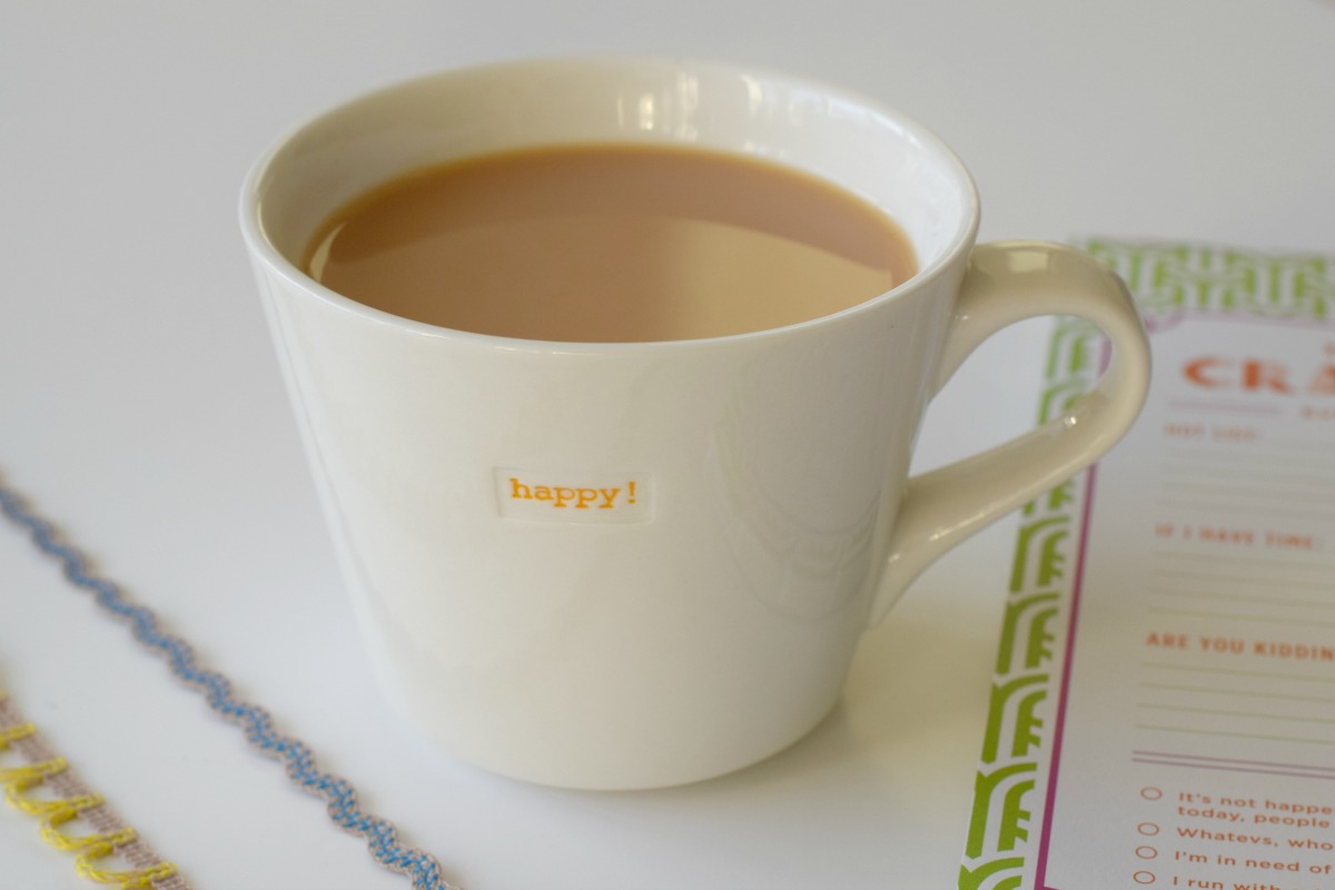 Tea in my happy mug http://rainbeaubelle.com