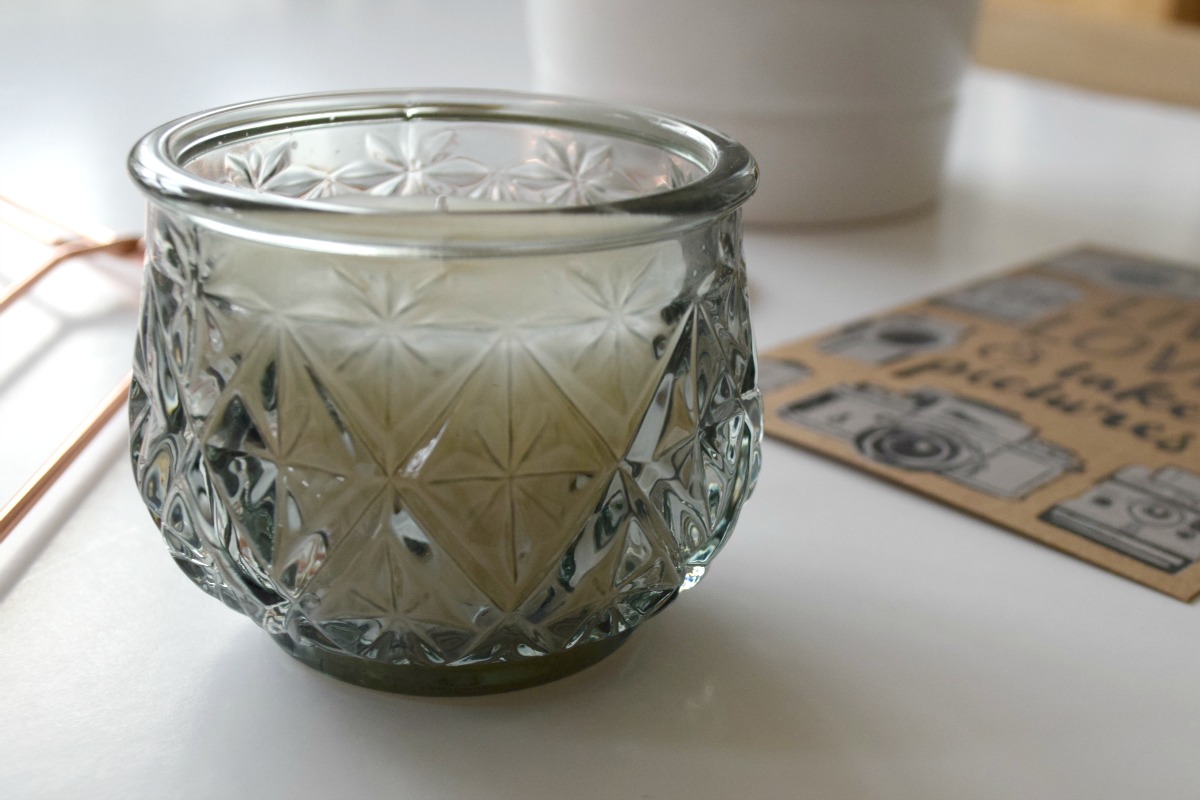 Candle from Primark http://rainbeaubelle.com