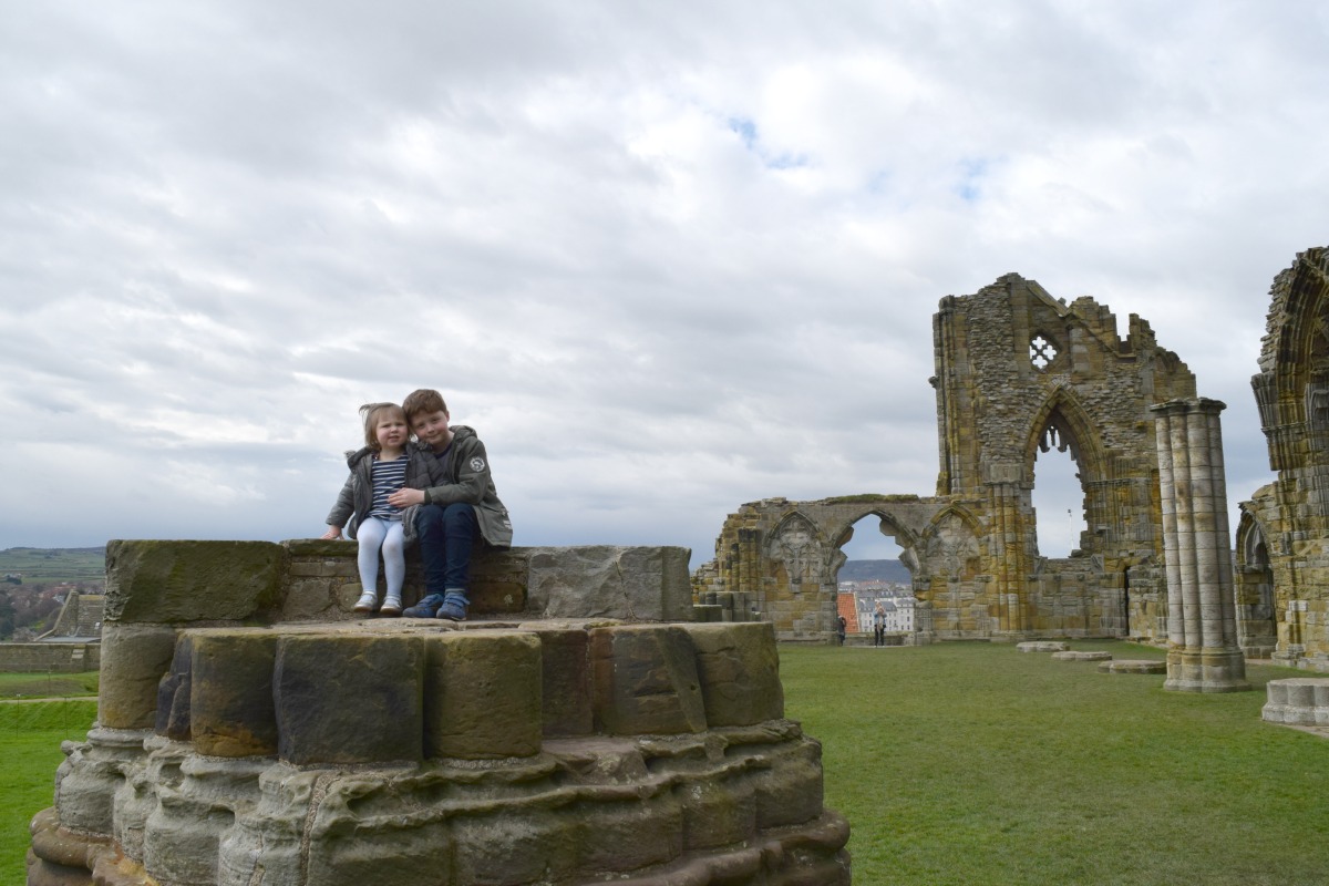 Whitby Abbey with the kids http://rainbeaubelle.com