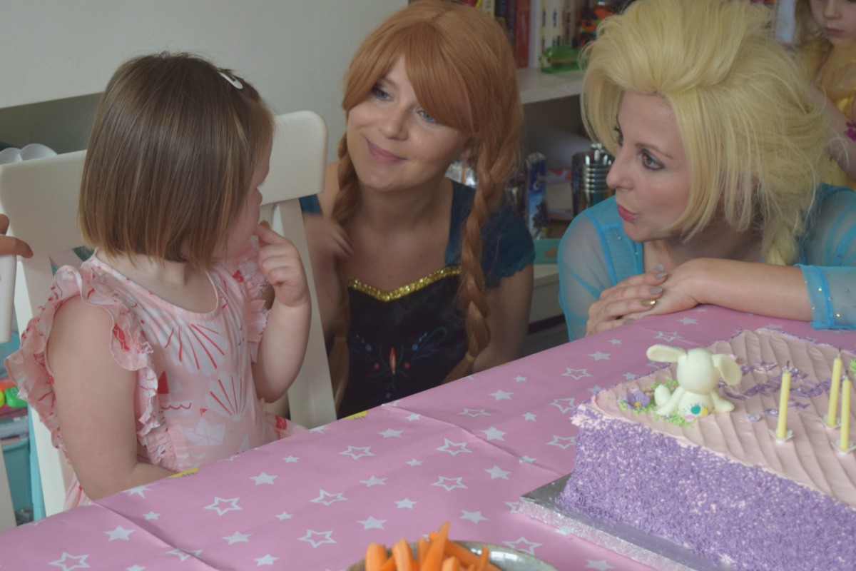 Flo with Anna and Elsa